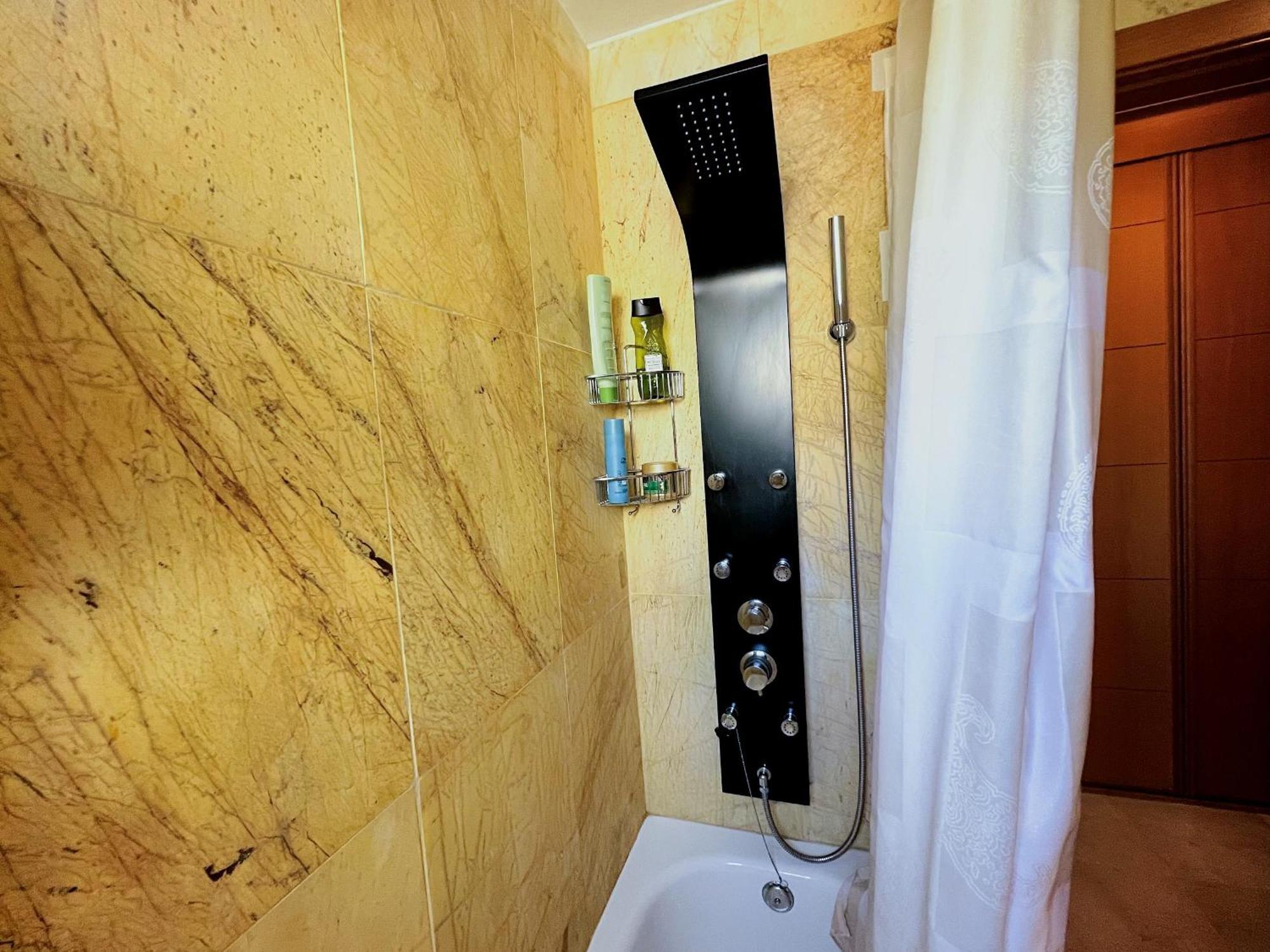 Beautiful Apartment With Pools, Playground And Paddle Tennis - Family Friendly And Near Vithas Hospital - Free Parking In Garage ベナルマデナ エクステリア 写真